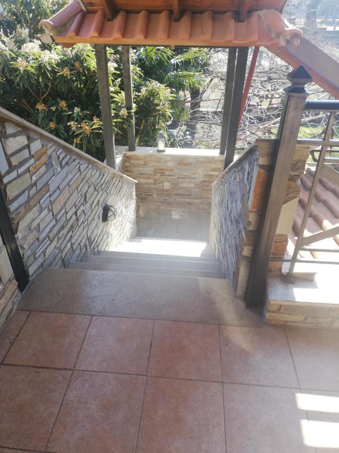 Pansion Anastasia Káto Loutrákion Exterior foto